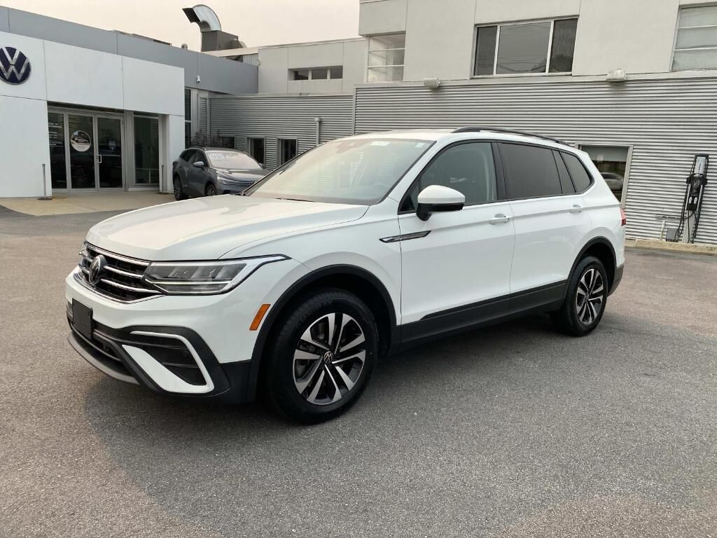 2022 VOLKSWAGEN Tiguan