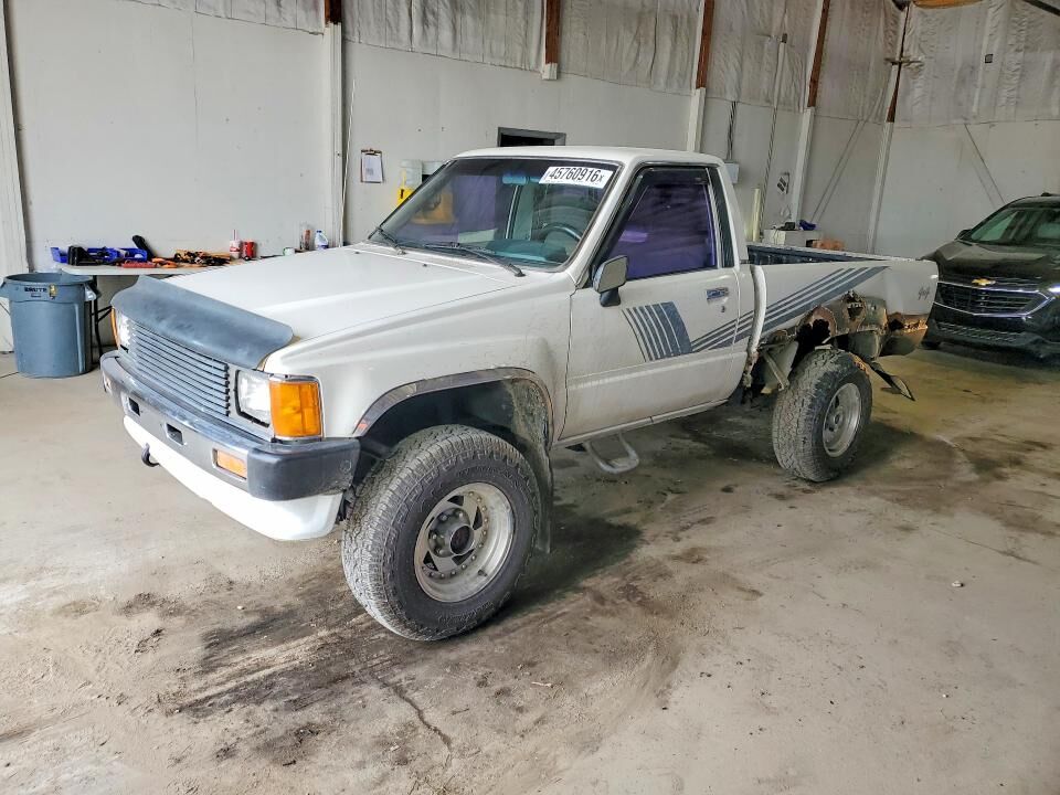1987 TOYOTA Pick-Up