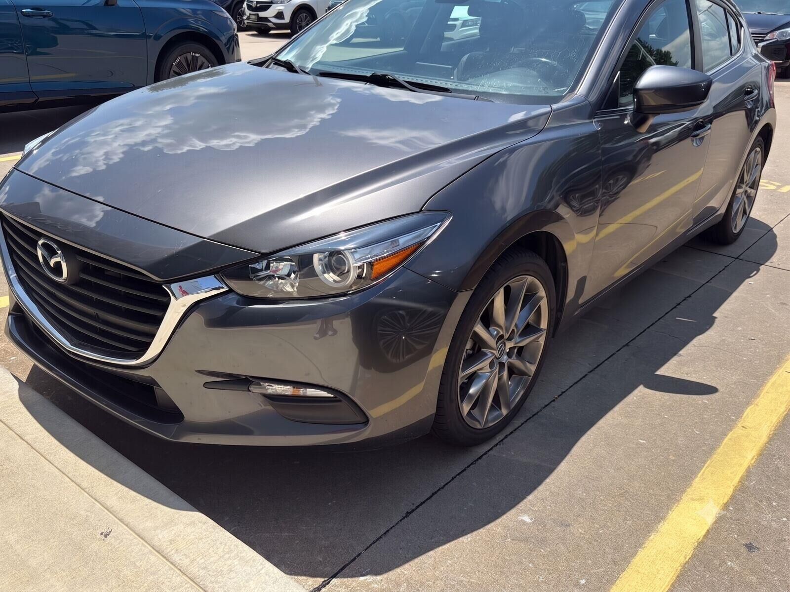 2018 MAZDA Mazda3