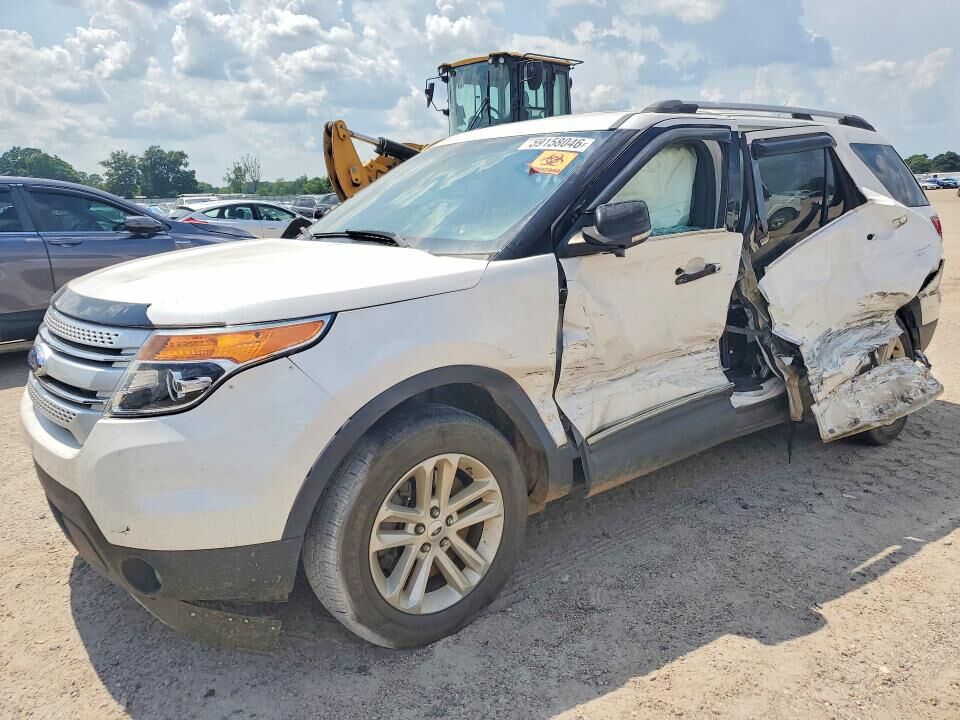 2013 FORD Explorer