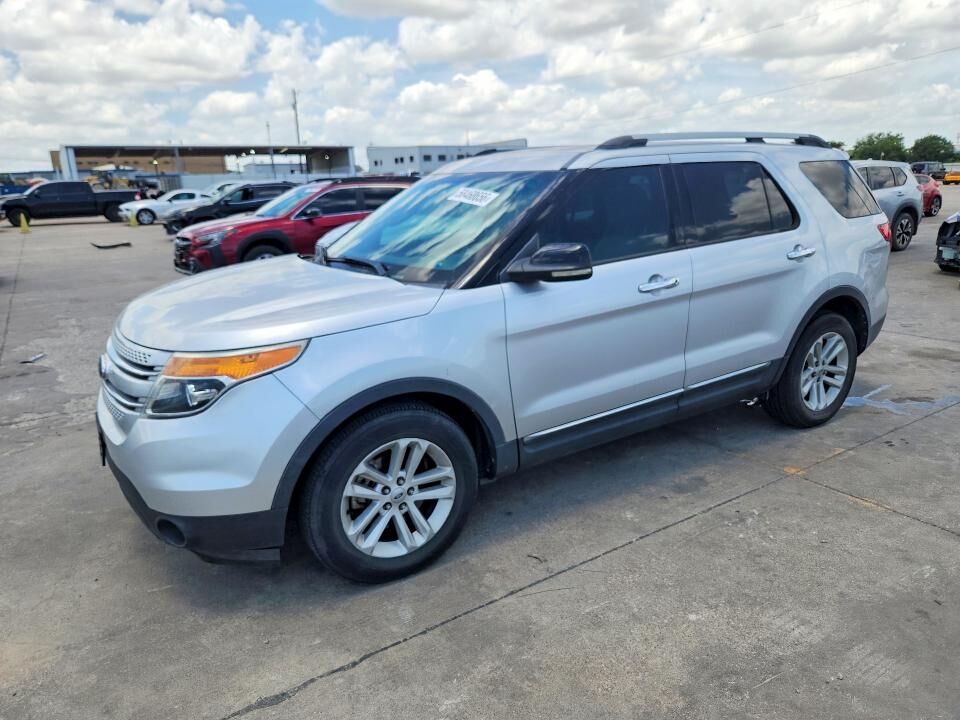 2011 FORD Explorer