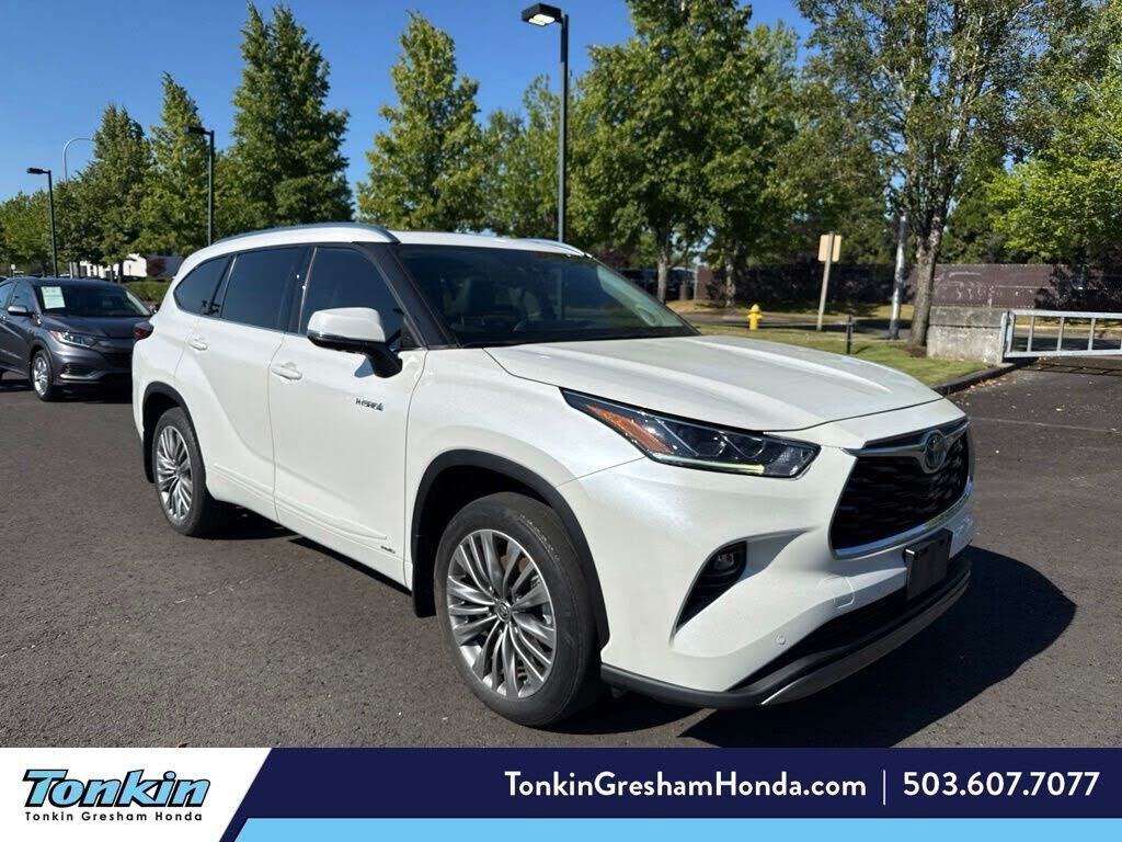 2021 TOYOTA Highlander