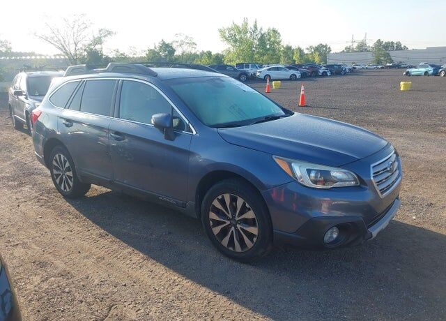 2015 SUBARU Outback