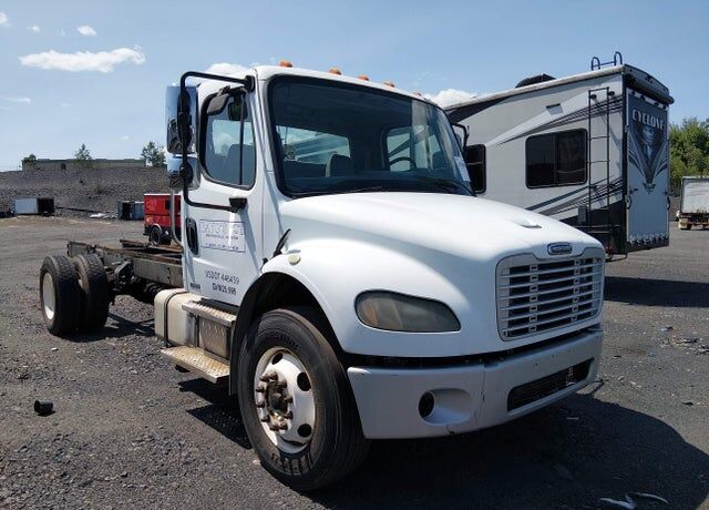 2007 FREIGHTLINER M2