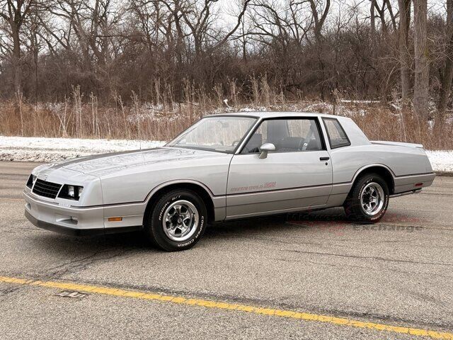 1985 CHEVROLET Monte Carlo
