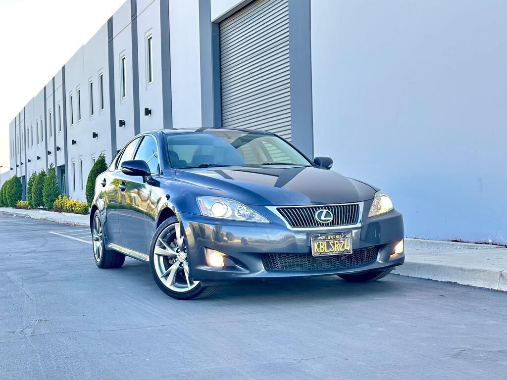 2010 LEXUS IS