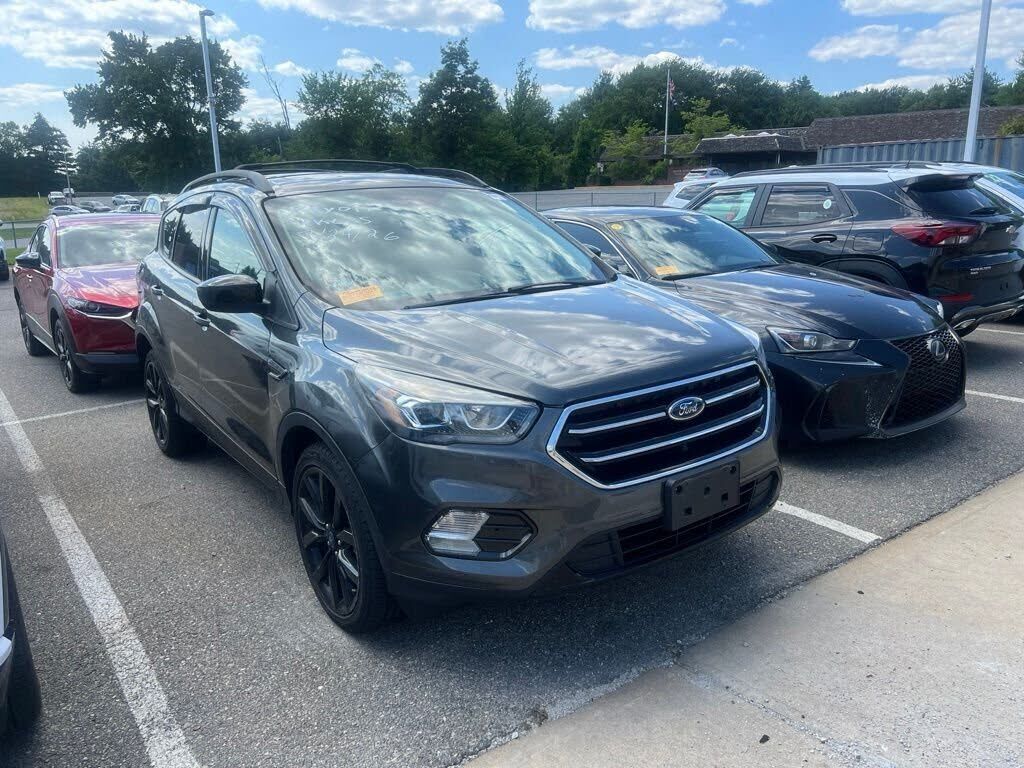 2018 FORD Escape