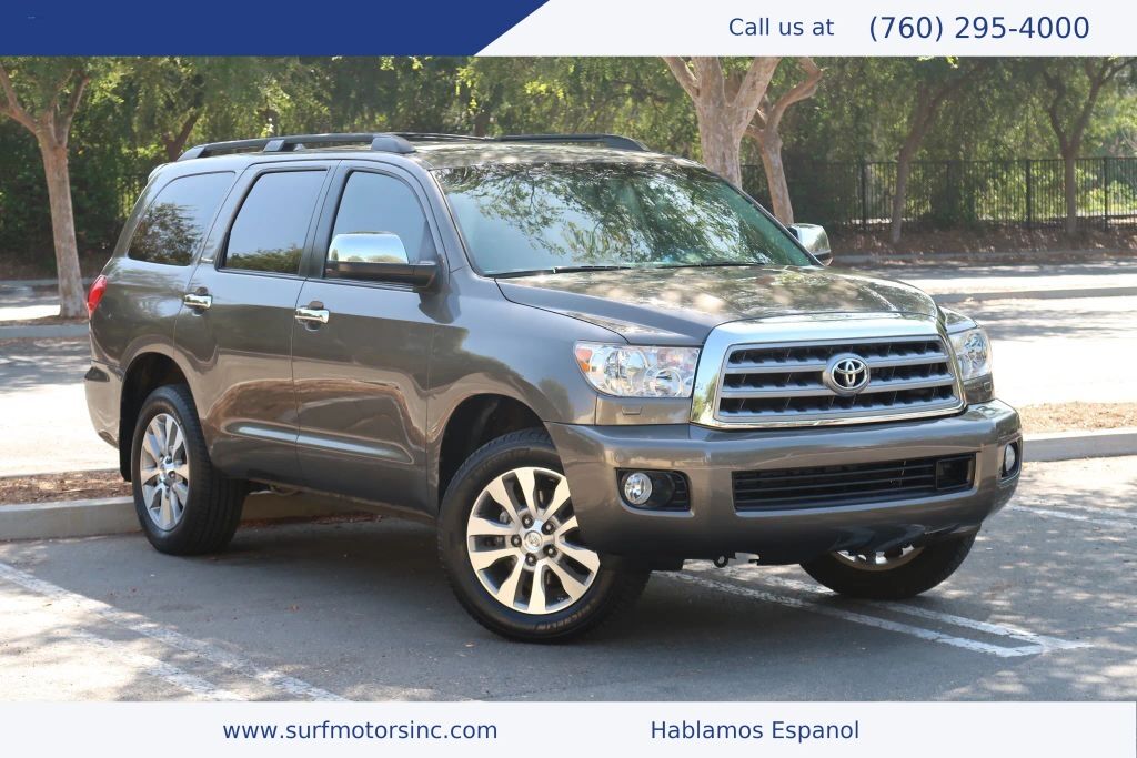 2013 TOYOTA Sequoia