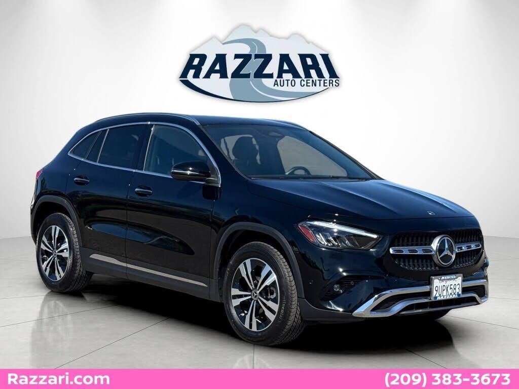 2025 MERCEDES-BENZ GLA-Class