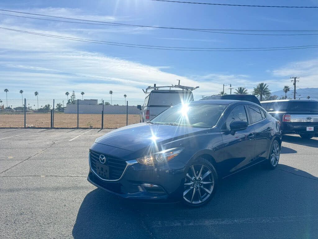 2018 MAZDA Mazda3