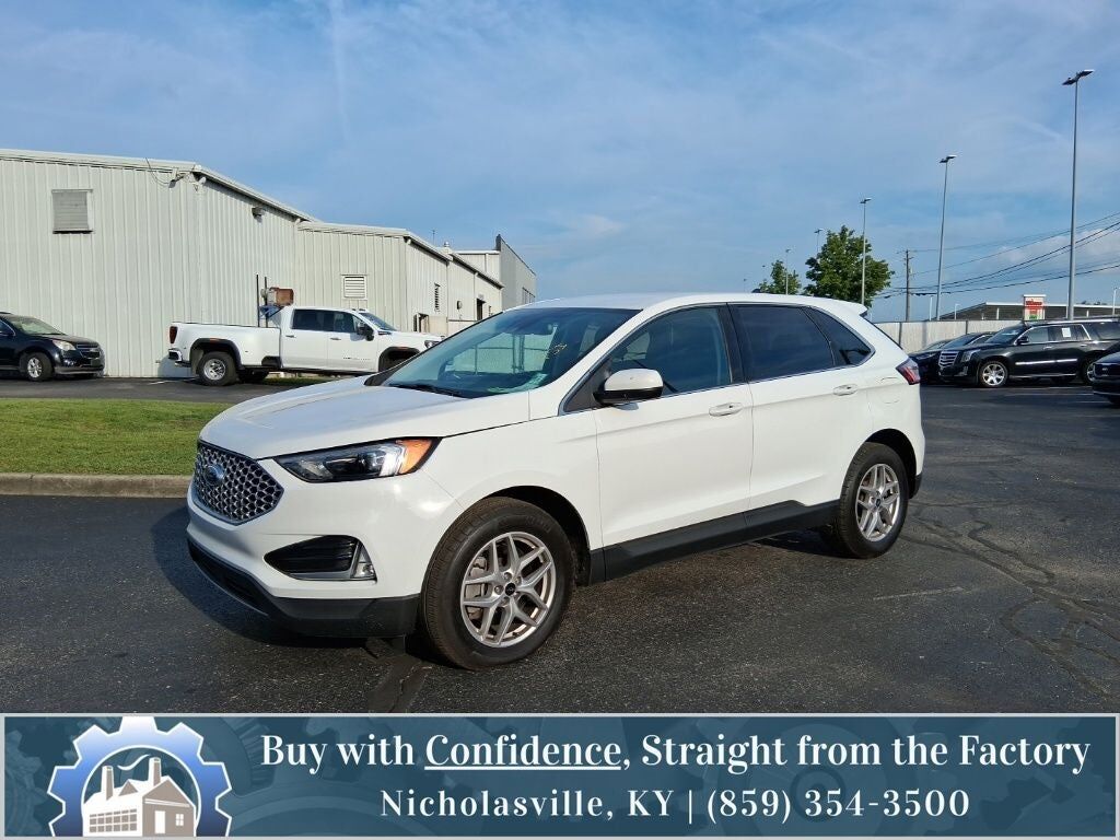 2023 FORD Edge