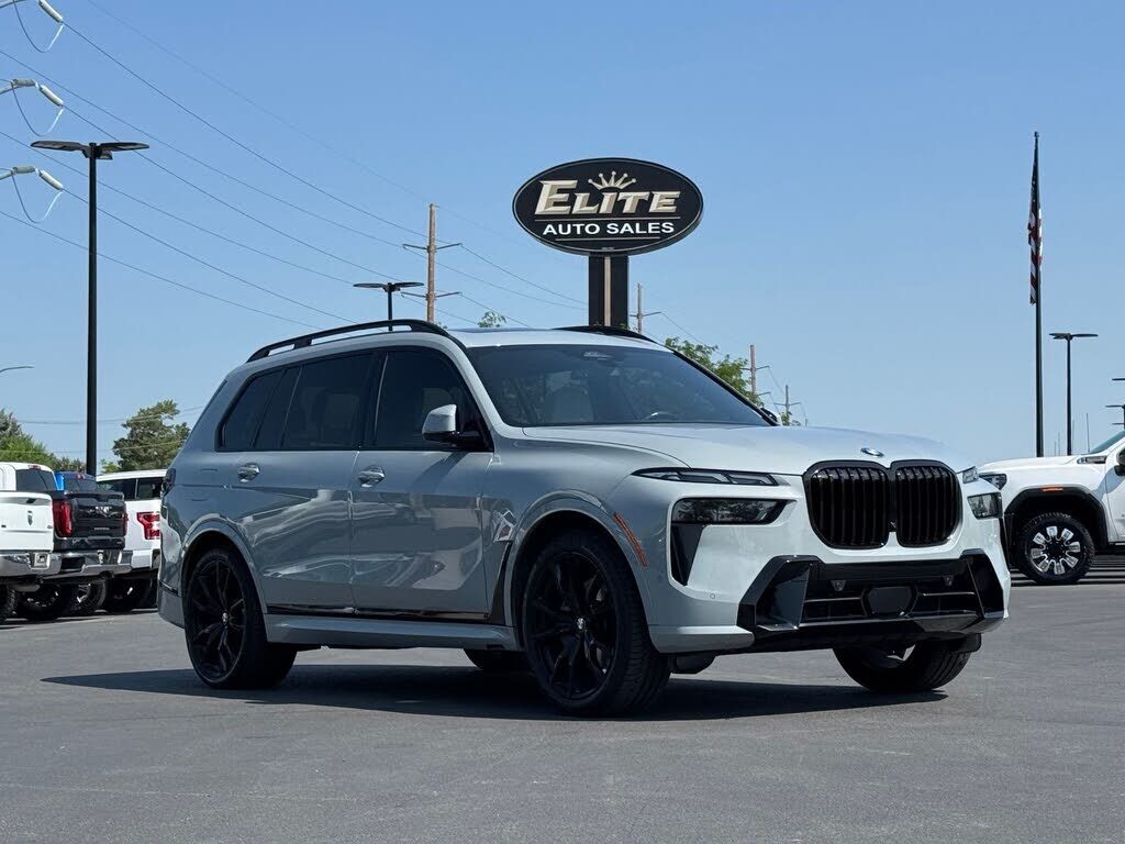2024 BMW X7