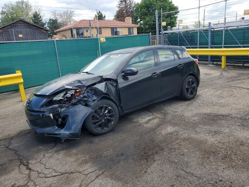 2012 MAZDA Mazda3
