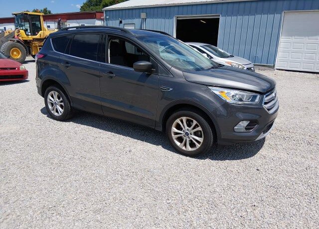 2017 FORD Escape