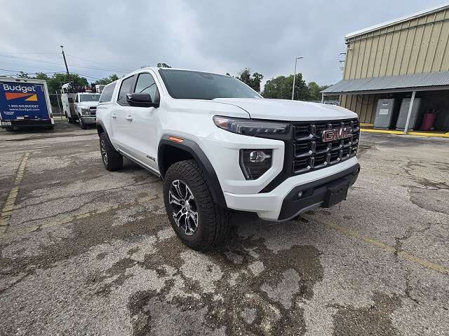 2023 GMC Canyon