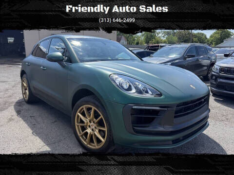 2016 PORSCHE Macan