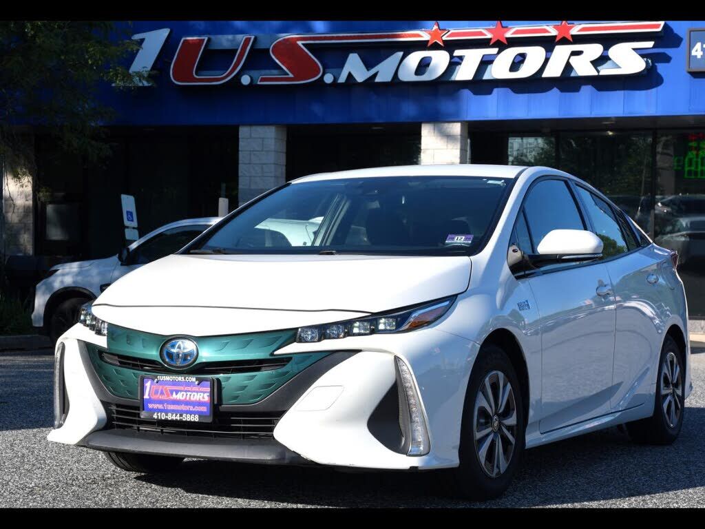 2019 TOYOTA Prius