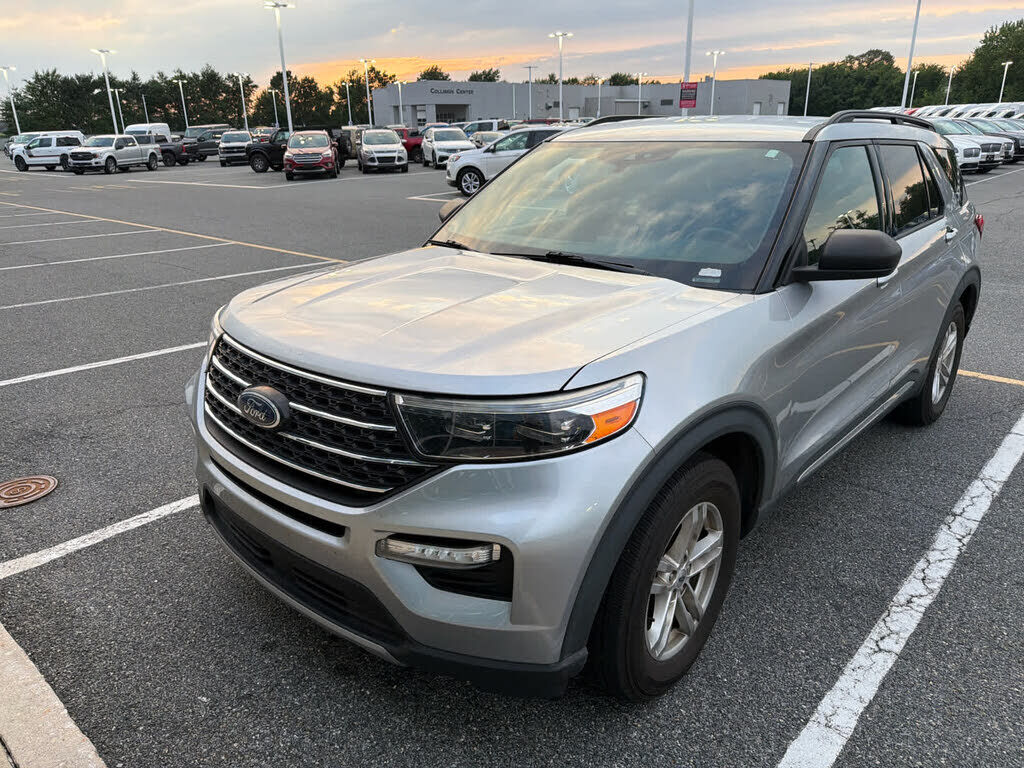 2020 FORD Explorer