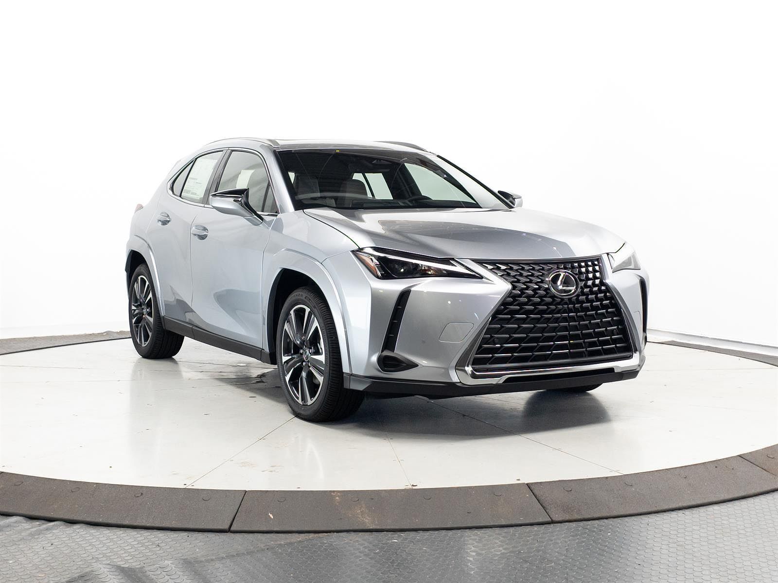 2026 LEXUS UX