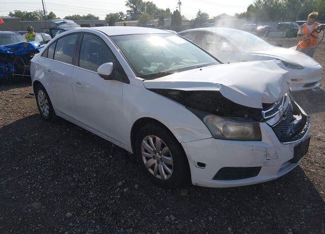 2011 CHEVROLET Cruze