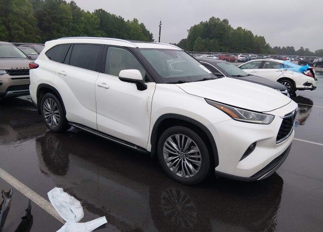 2020 TOYOTA Highlander