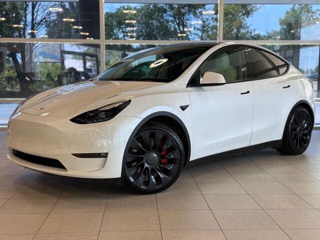 2022 TESLA Model Y