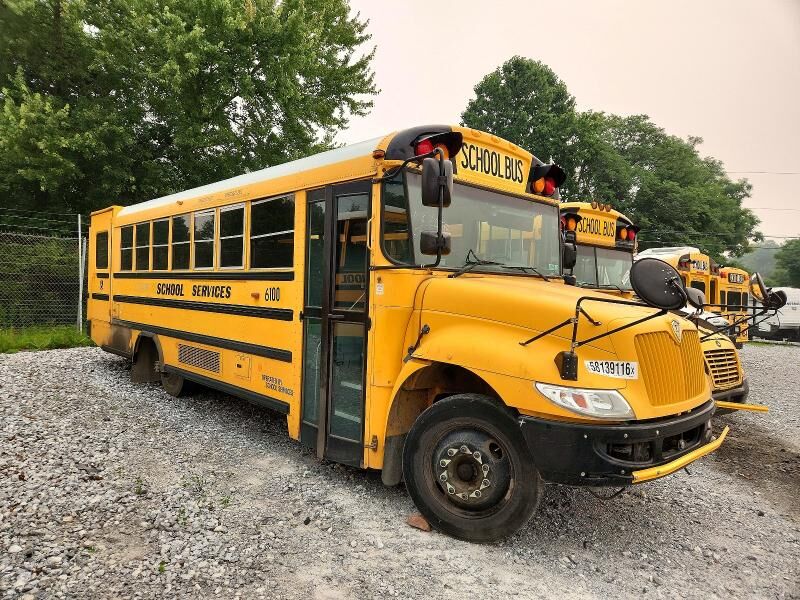 2015 IC BUS PB105