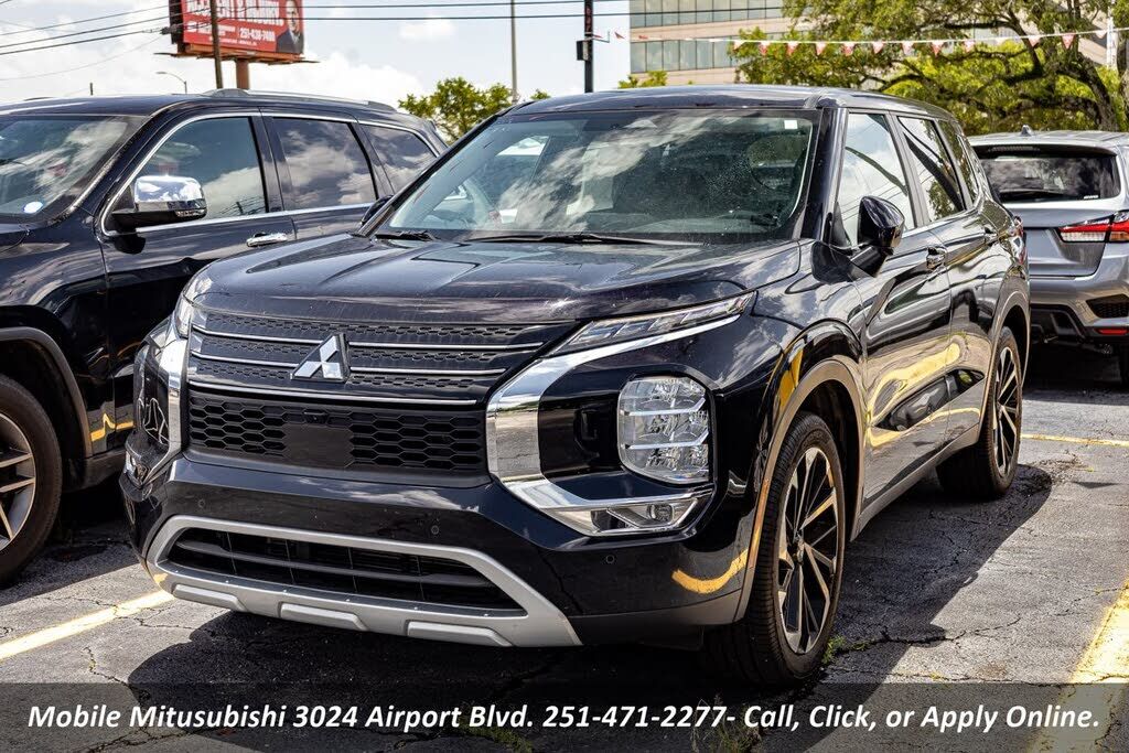 2024 MITSUBISHI Outlander