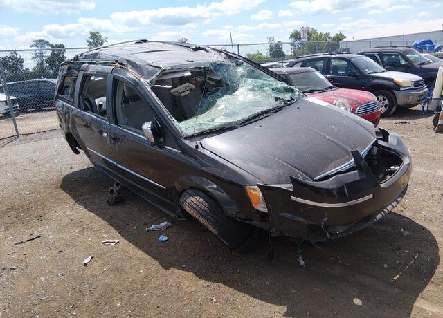 2008 CHRYSLER Town and Country
