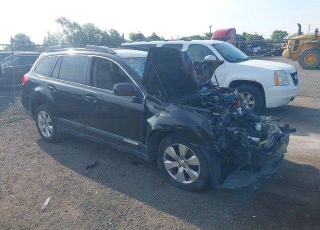 2010 SUBARU Outback