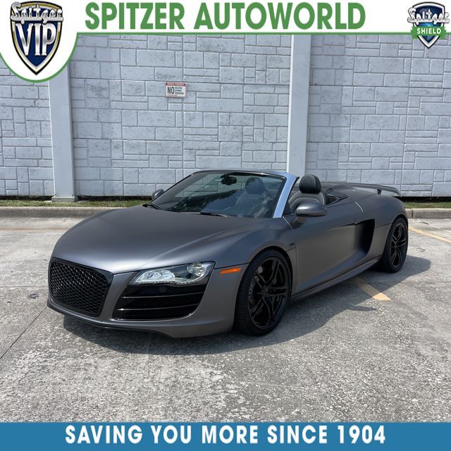 2012 AUDI R8