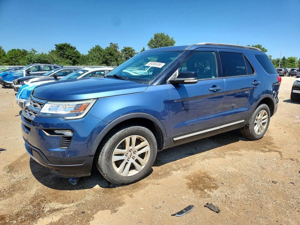 2018 FORD Explorer