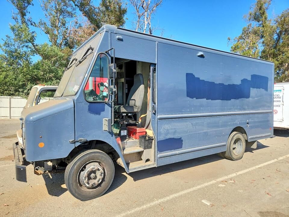 2020 FREIGHTLINER MT 45G Front Gasoline Engine Walk in Van Chassis