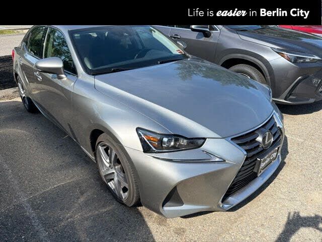2017 LEXUS IS