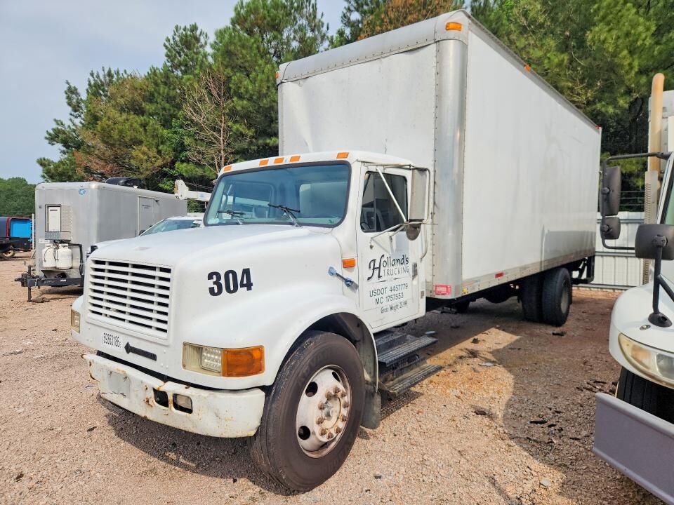 2000 INTERNATIONAL 4700