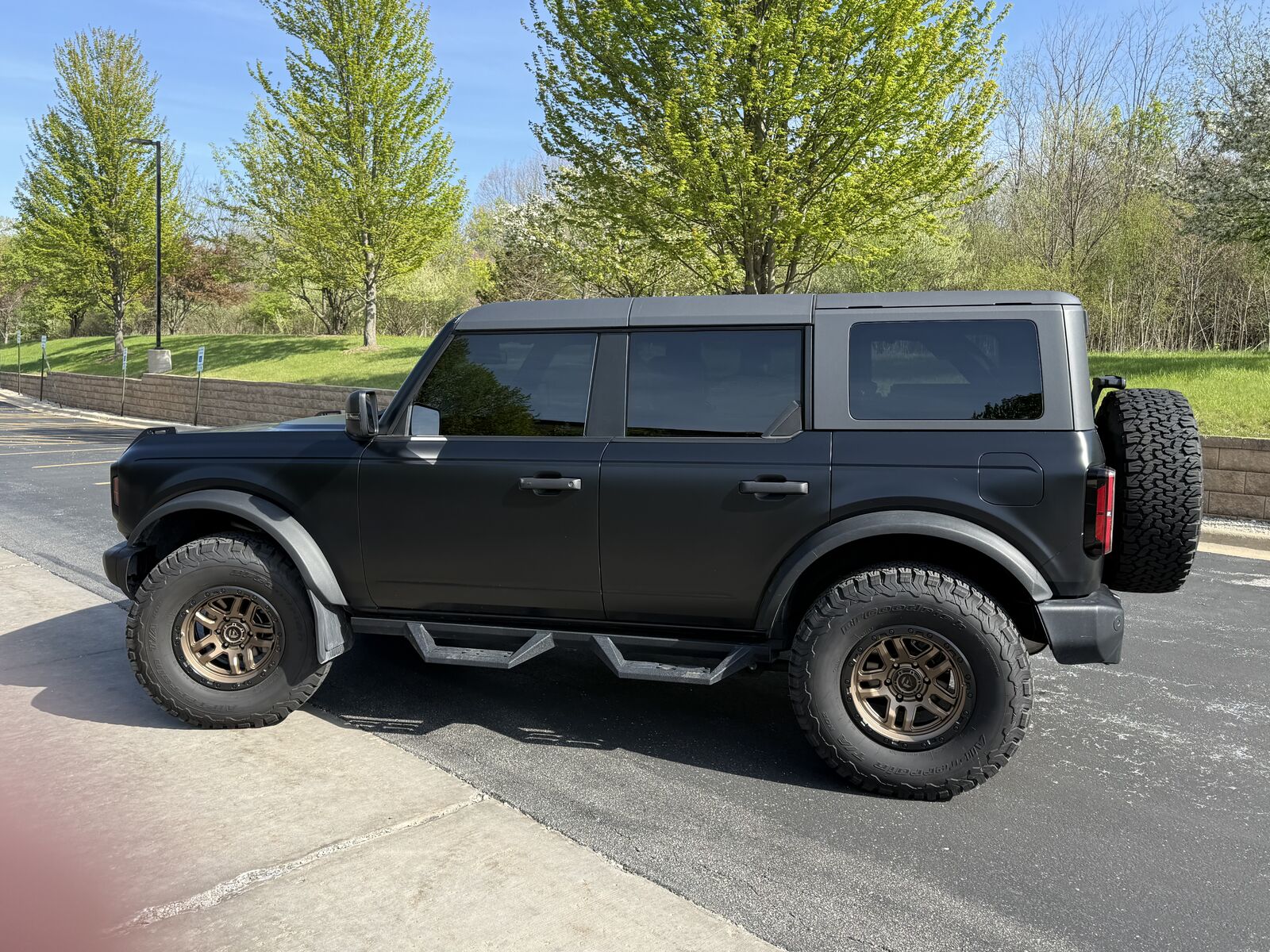 2023 FORD Bronco