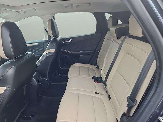 2022 FORD Escape