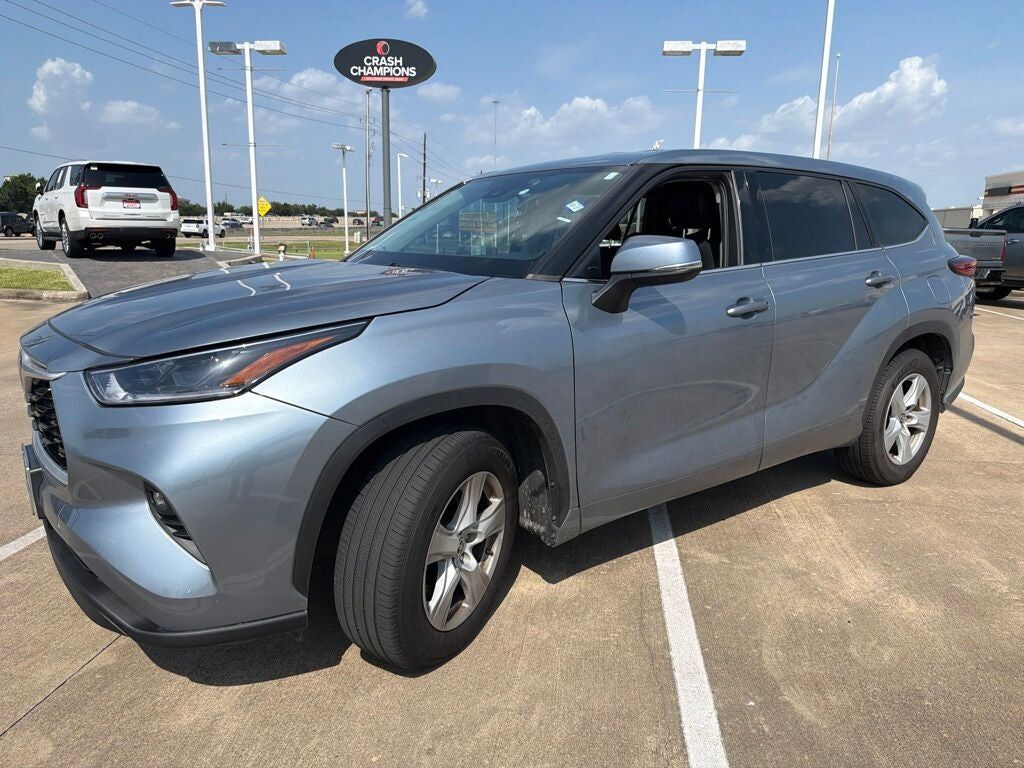 2021 TOYOTA Highlander