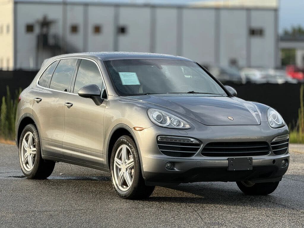 2014 PORSCHE Cayenne