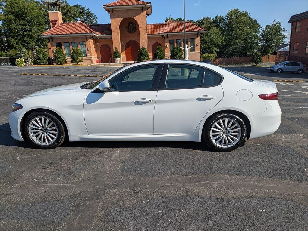 2023 ALFA ROMEO Giulia