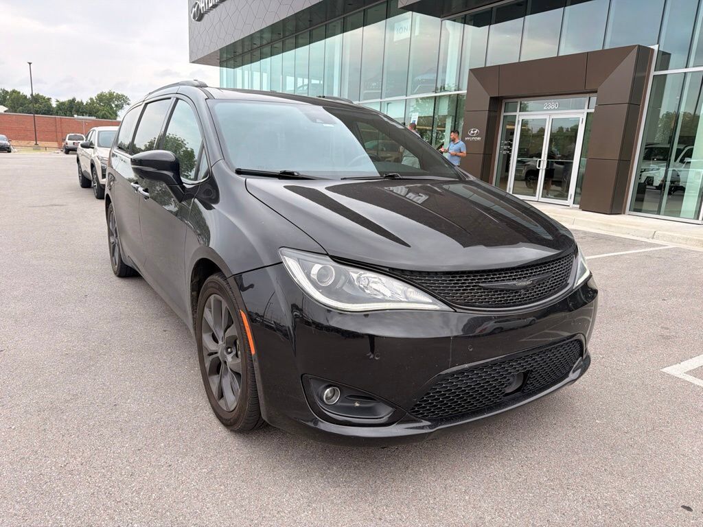2020 CHRYSLER Pacifica