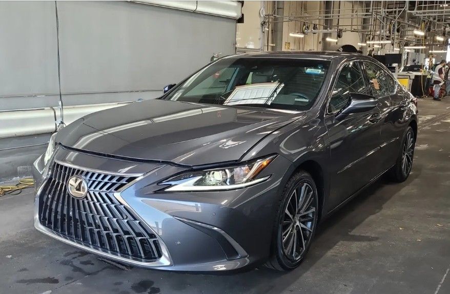 2023 LEXUS ES