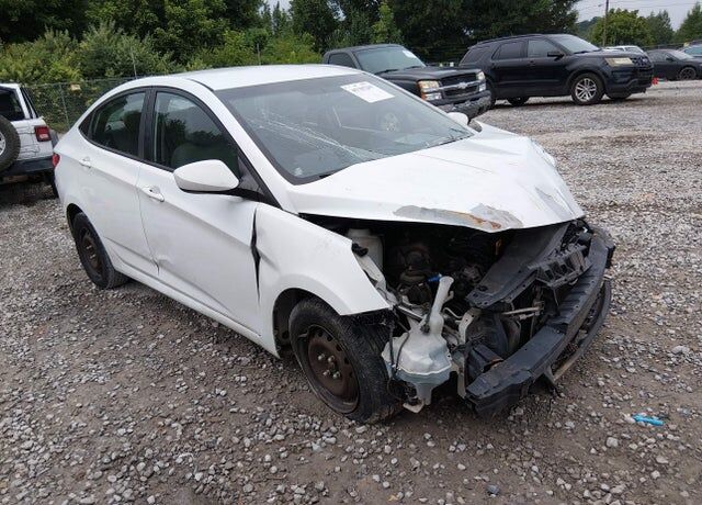 2016 HYUNDAI Accent