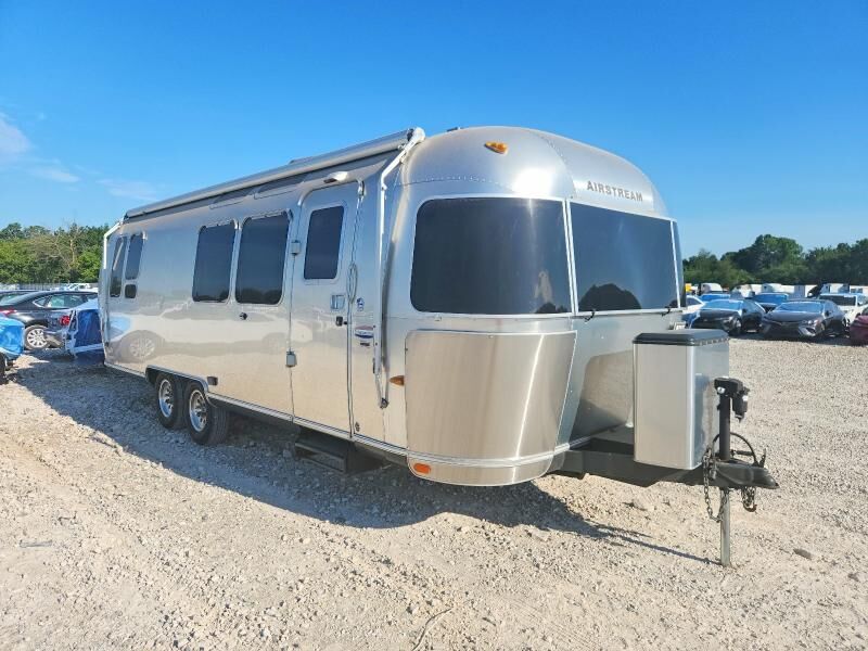 2008 AIRSTREAM International