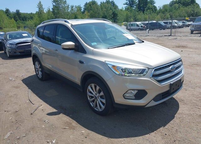 2017 FORD Escape
