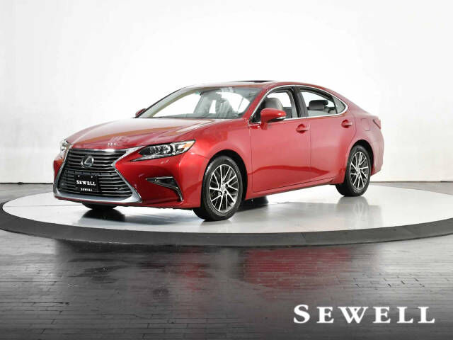 2018 LEXUS ES