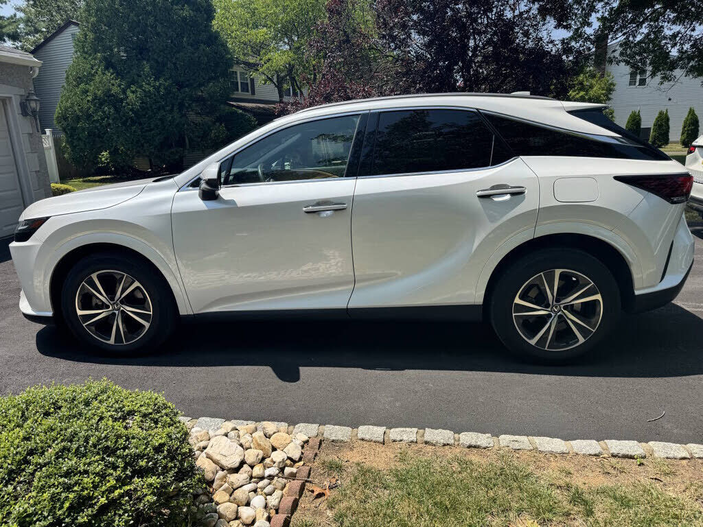 2024 LEXUS RX