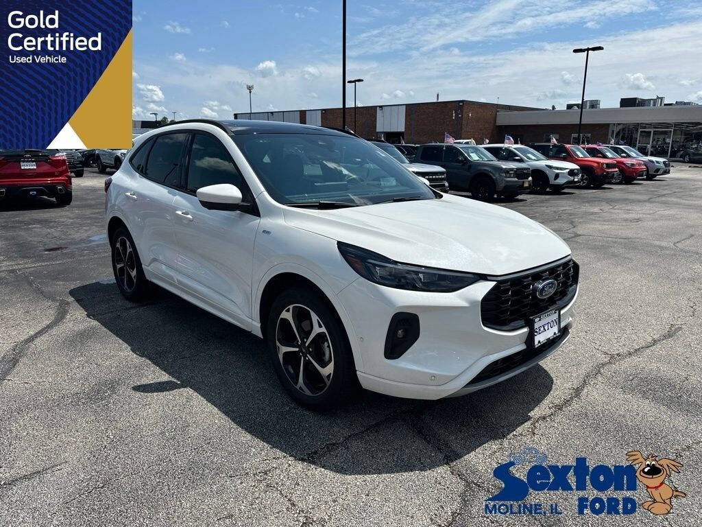 2024 FORD Escape