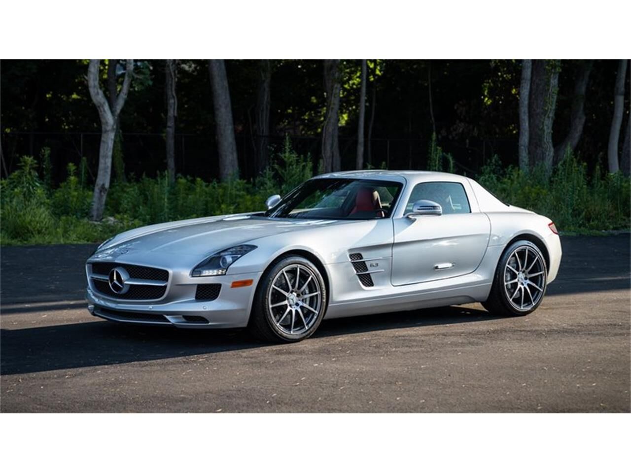 Mercedes-Benz SLS-Class