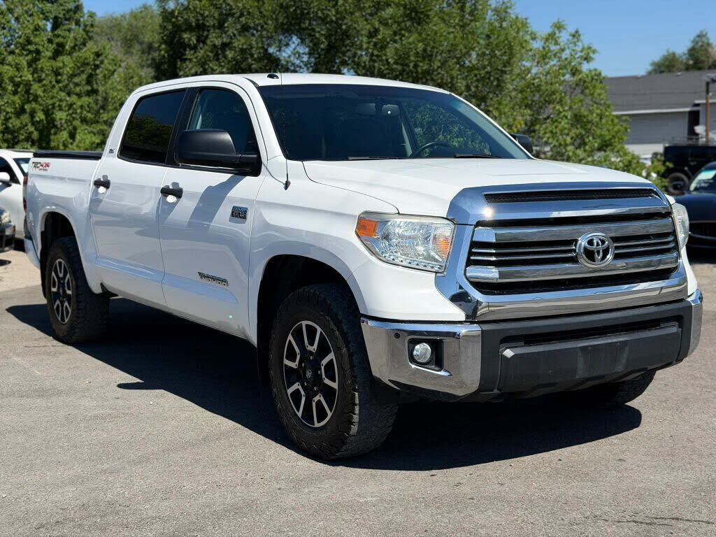 2017 TOYOTA Tundra